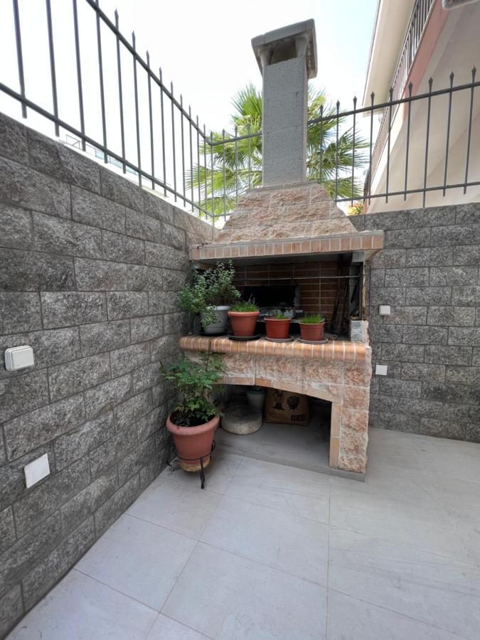 Modern Apartment Close To Airport With Gym And Bbq Ηράκλειο Κρήτης Εξωτερικό φωτογραφία