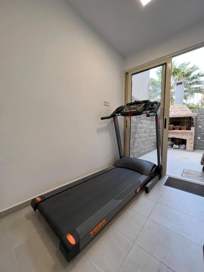 Modern Apartment Close To Airport With Gym And Bbq Ηράκλειο Κρήτης Εξωτερικό φωτογραφία